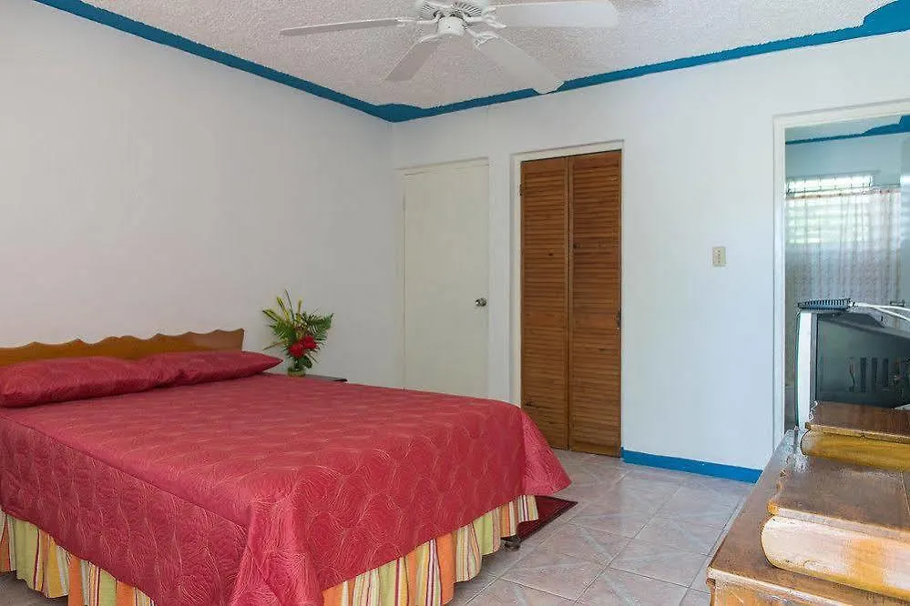 **  The Golden Sunset Hotel Negril Jamaica
